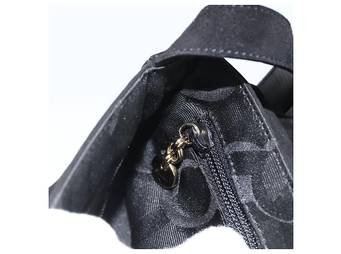 Borsa a Spalla Salvatore Ferragamo in Pelle Scamosciata Nera e Oro Auth bs34238 Nero D'oro - vista 19
