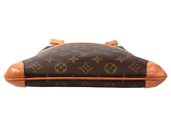 Borsa a mano Coussin GM Louis Vuitton Marrone Monogramma - vista 4