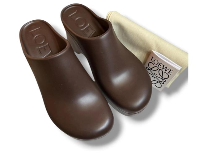 Zoccoli Loewe Foam Terra Clog 90 Marrone - vista 13