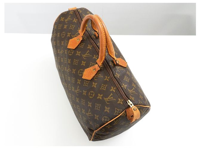 Louis Vuitton Speedy Handbag Monogram Canvas 40 - view 4