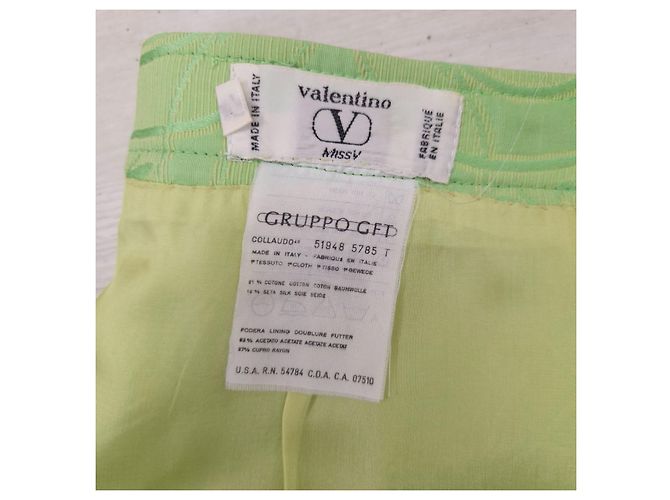 Valentino Garavani Conjunto Valentino verde claro com saia e jaqueta curta - vista 3