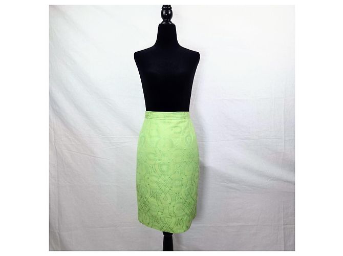 Valentino Garavani Conjunto Valentino verde claro com saia e jaqueta curta - vista 6
