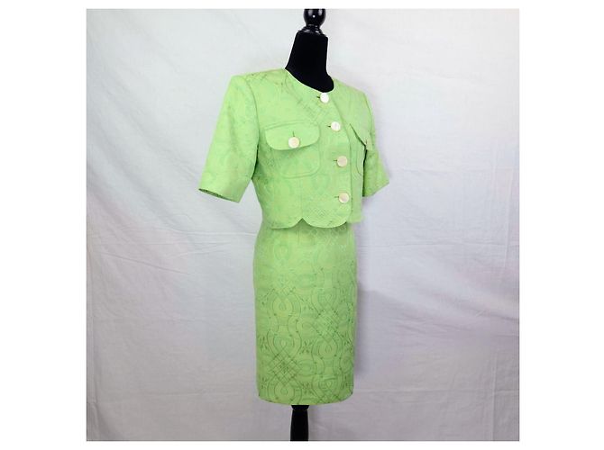 Valentino Garavani Conjunto Valentino verde claro com saia e jaqueta curta - vista 8