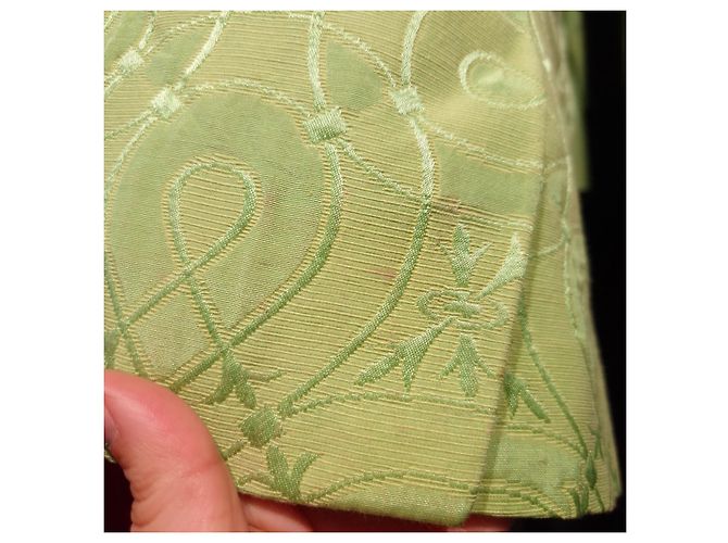 Valentino Garavani Conjunto Valentino verde claro com saia e jaqueta curta - vista 9