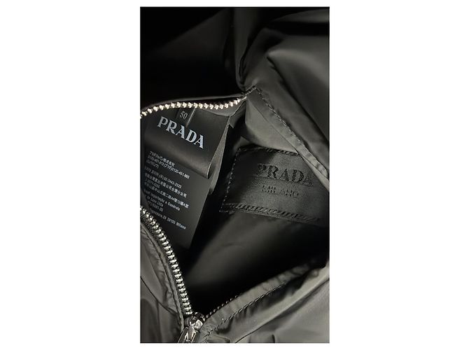 Wendbare Prada-Jacke/Blouson aus schwarzem Nylon Grau - Ansicht 4