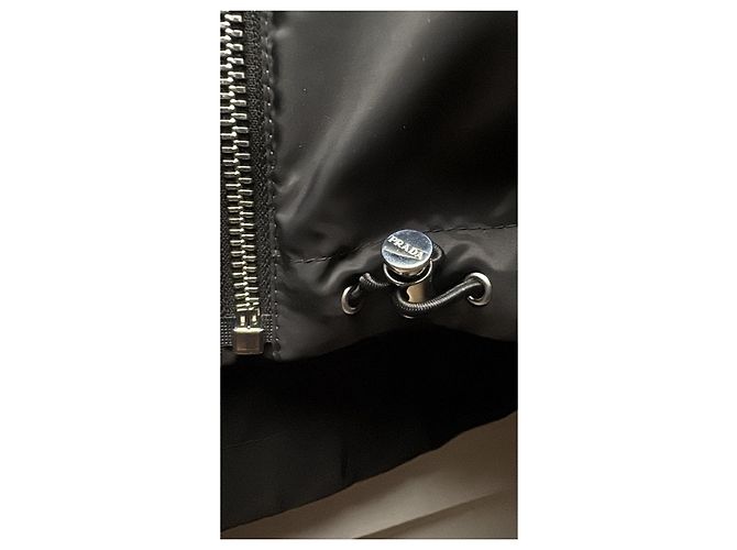 Wendbare Prada-Jacke/Blouson aus schwarzem Nylon Grau - Ansicht 9
