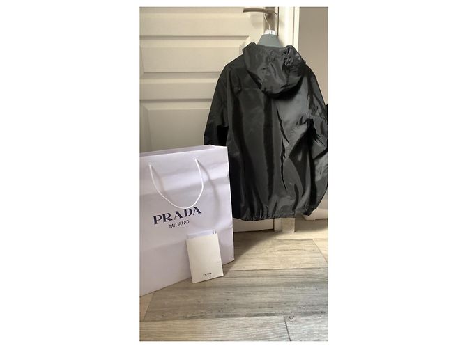 Wendbare schwarze Prada Kapuzenjacke Anthrazitgrau - Ansicht 3