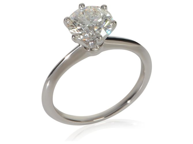 Bague de fiançailles en diamant rond brillant de 1,71 ct de Tiffany & Co. - vue 5