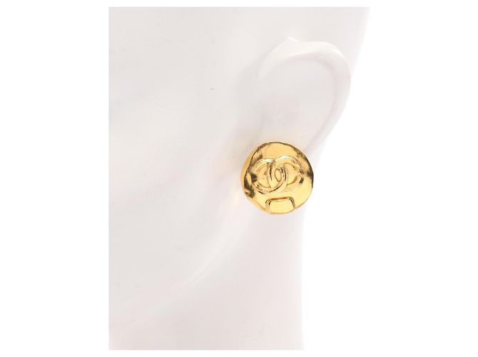 Orecchini a cerchio con il logo Coco di Chanel D'oro - vista 4
