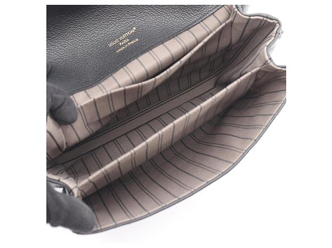 Borsa Pochette Metis MM Louis Vuitton Nero - vista 3