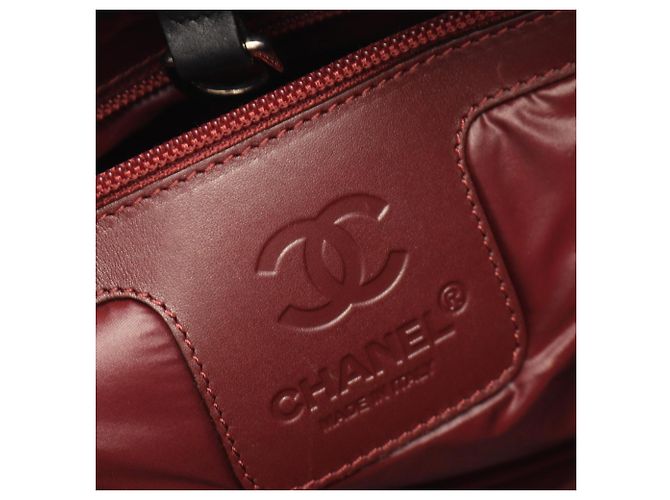Bolsa tote reversível pequena Coco Cocoon da Chanel Preto Bordeaux - vista 4