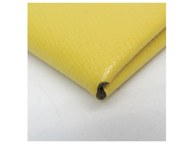Tarjetero Calvi Duo de cuero Epsom de Hermès en amarillo - vista 8