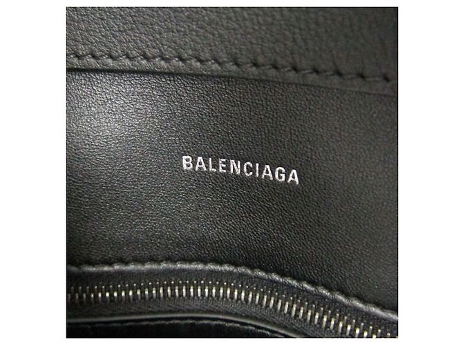 Borsa a spalla in pelle Balenciaga Downtown Medium Nero - vista 15