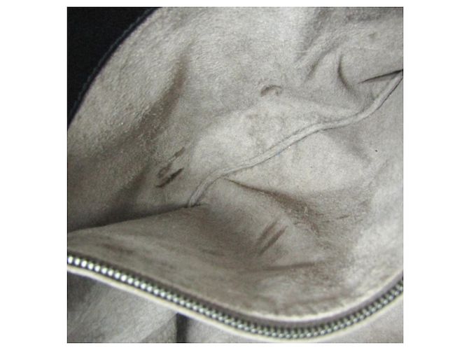 Borsa Medium Garda Intrecciato di Bottega Veneta Nero - vista 14