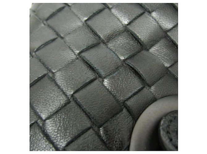 Borsa Medium Garda Intrecciato di Bottega Veneta Nero - vista 8