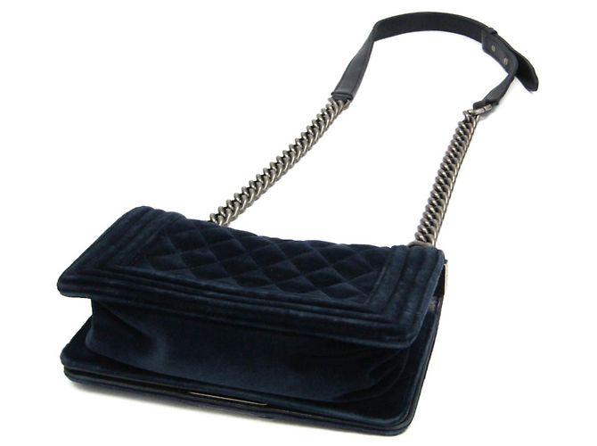 Borsa a Spalla Chanel Boy con Catena Blu navy - vista 3