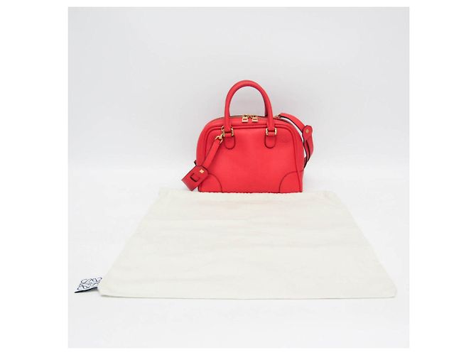 Borsa in pelle Loewe Amazona 75 Small Rosso - vista 2