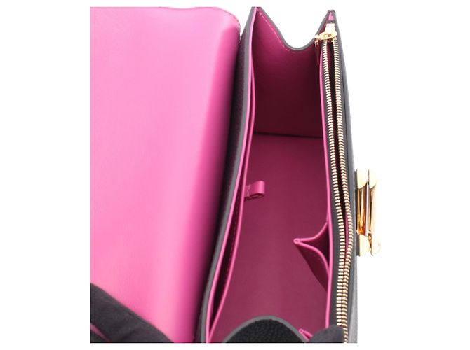 Louis Vuitton Nero Taurillon Twist Borsa a Mano MM - vista 3