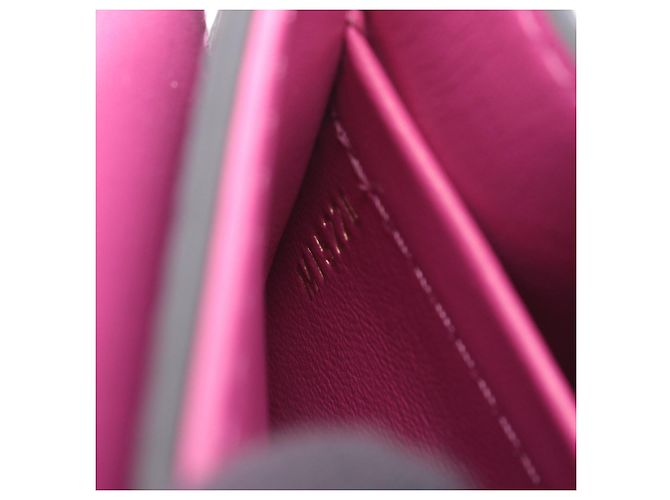 Louis Vuitton Nero Taurillon Twist Borsa a Mano MM - vista 5
