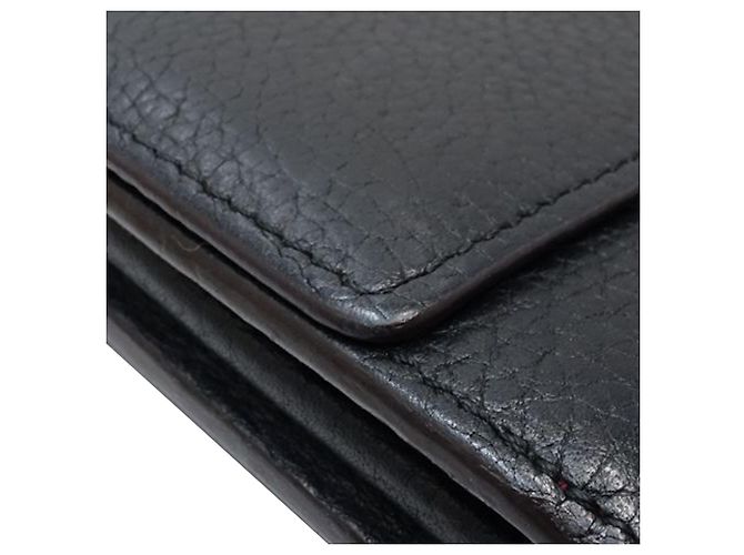 Cartera larga Capucines en taurillon negro Louis Vuitton - vista 10