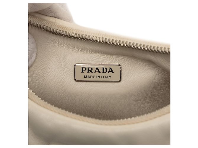 Bolsa Prada em napa marrom macio acolchoada Re Edição 2005 Bege - vista 5