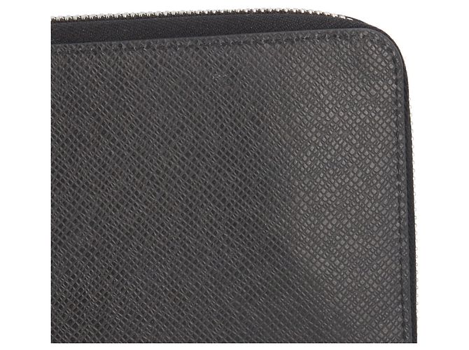 Louis Vuitton Taiga Zippy Organizer Wallet Black Multiple colors - view 9