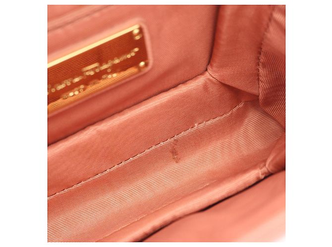 Borsa a Spalla Vara Ribbon Pochette di Salvatore Ferragamo Rosa - vista 5