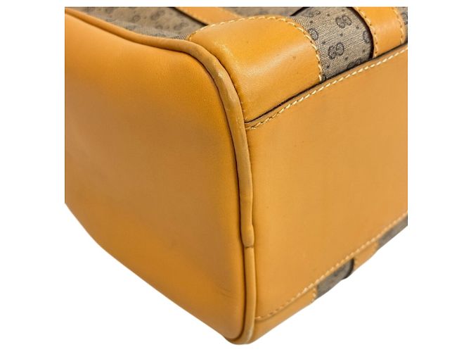 Borsa Boston Old Micro GG di Gucci Marrone - vista 3