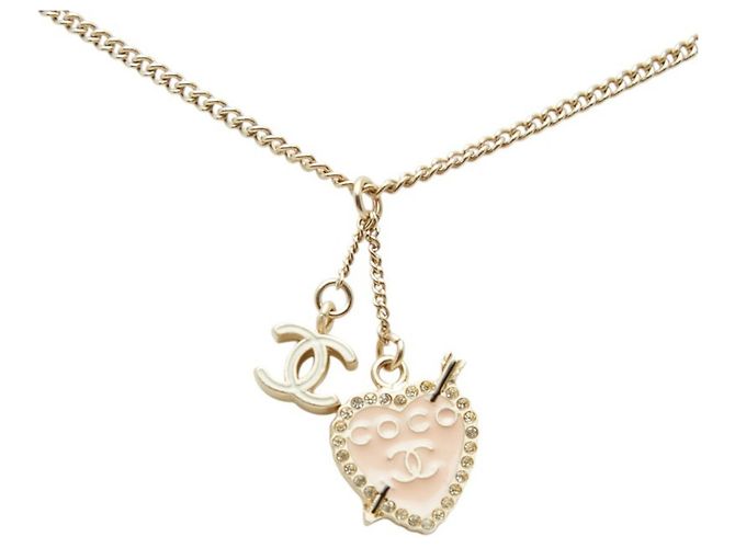 Collana Pendente in Strass a Forma di Cuore e Freccia Chanel Coco Mark Rosa D'oro - vista 2