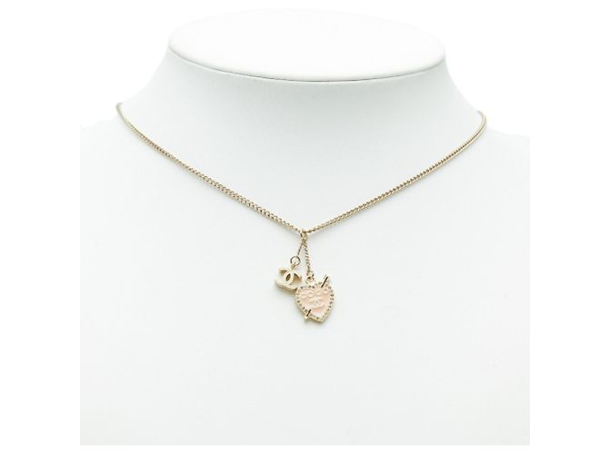 Collana Pendente in Strass a Forma di Cuore e Freccia Chanel Coco Mark Rosa D'oro - vista 6