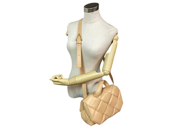 Borsa a Spalla Maxi Intrecciato 2 in 1 di Bottega Veneta Beige - vista 13