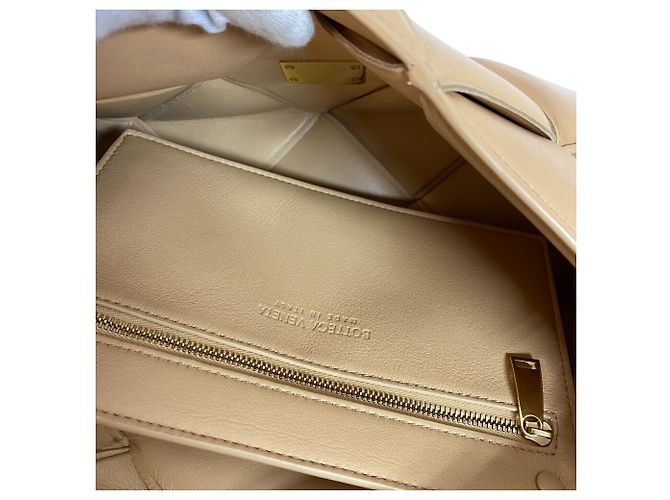 Borsa a Spalla Maxi Intrecciato 2 in 1 di Bottega Veneta Beige - vista 8