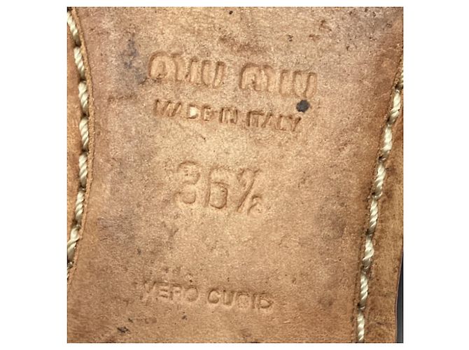 Bailarinas abiertas Miu Miu en cuero charol negro - vista 8