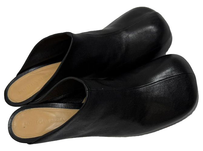 Mule a piattaforma audaci Bottega Veneta in pelle nera Nero - vista 5