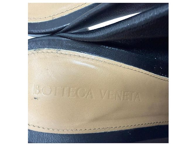 Mule a piattaforma audaci Bottega Veneta in pelle nera Nero - vista 6