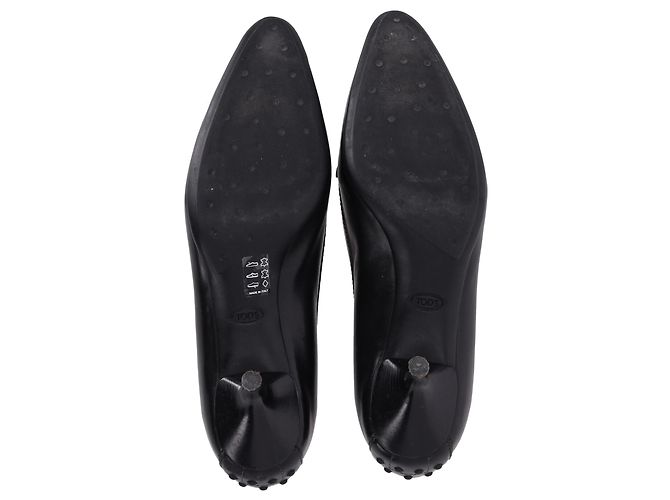 Pumps in pelle nera a punta affilata Tod's Nero - vista 5
