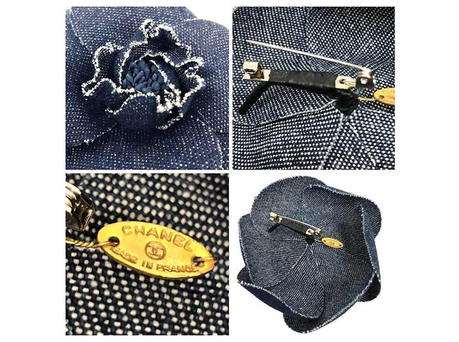 Broche Camelia de Chanel Azul Azul marino - vista 3