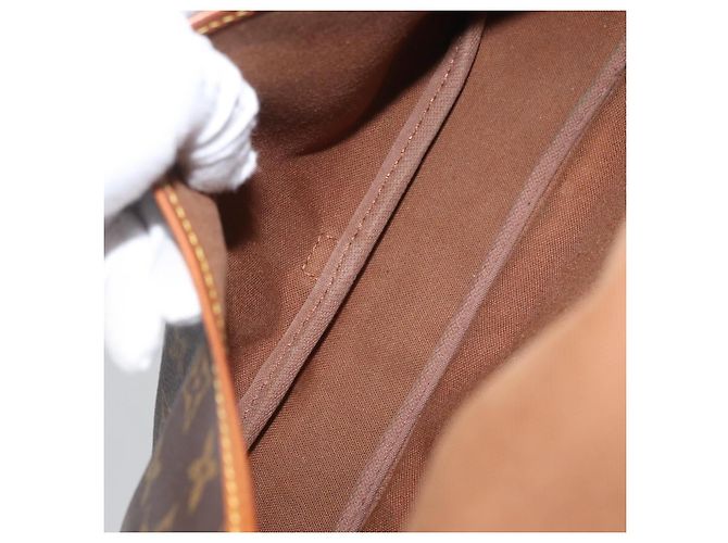 Louis Vuitton Saumur Monogram Canvas 30 Marrone - vista 5
