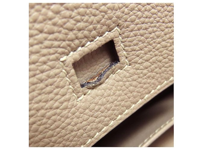Borsa Hermès Birkin 30 in pelle Togo beige - vista 17