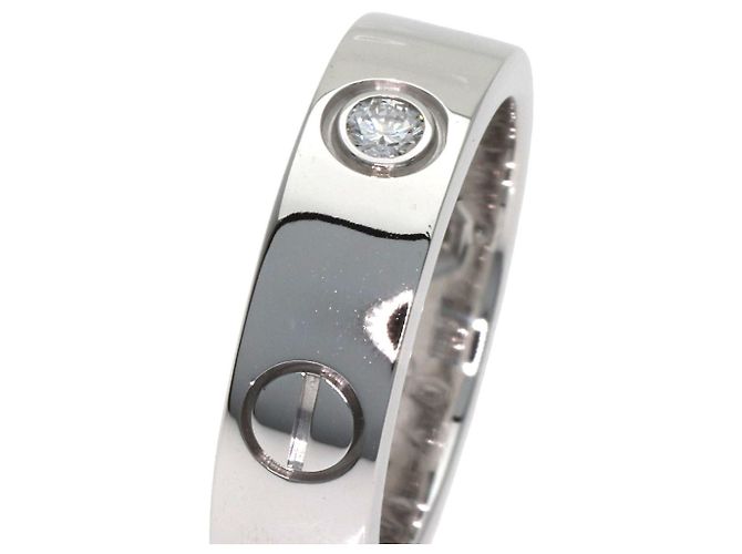 Cartier Love Ring aus 18K Weißgold mit halbem Diamanten - Ansicht 7