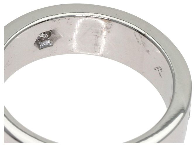 Cartier Love Ring aus 18K Weißgold mit halbem Diamanten - Ansicht 8