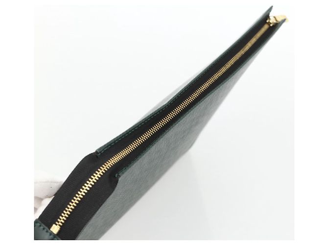 LOUIS VUITTON Poche Toilette 26 Taiga Épicea LV Auth ka3795 - vista 5