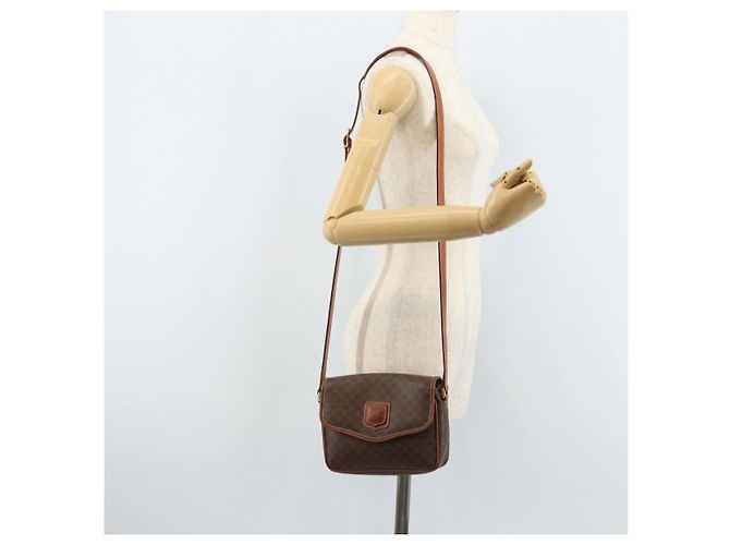 Céline Borsa a spalla in tela Macadam CELINE in pelle PVC marrone oro Auth YKZ056 D'oro - vista 26