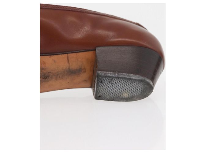 Salvatore Ferragamo Décolleté in Pelle 6 Marrone Auth 174642A - vista 10