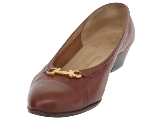 Salvatore Ferragamo Décolleté in Pelle 6 Marrone Auth 174642A - vista 2