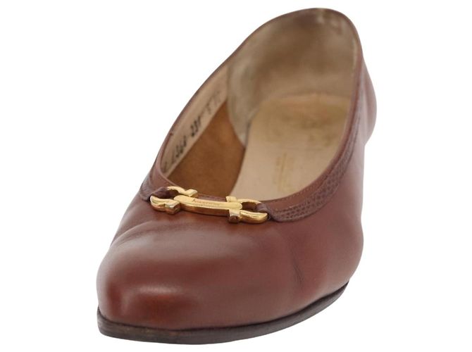 Salvatore Ferragamo Décolleté in Pelle 6 Marrone Auth 174642A - vista 20