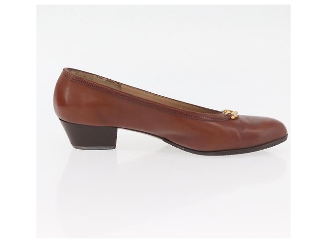 Salvatore Ferragamo Décolleté in Pelle 6 Marrone Auth 174642A - vista 22
