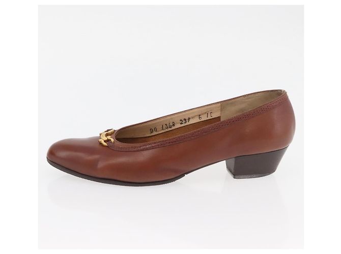 Salvatore Ferragamo Décolleté in Pelle 6 Marrone Auth 174642A - vista 23