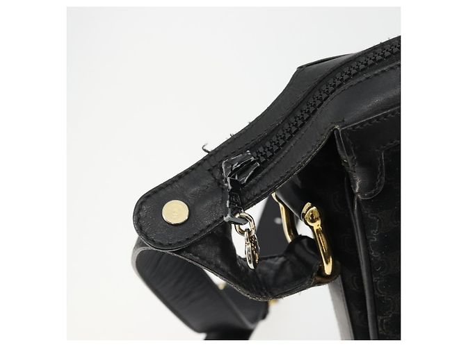 Céline Borsa a Spalla in Tela Macadam CELINE Camoscio Nero Oro Auth YKZ1464 D'oro - vista 10