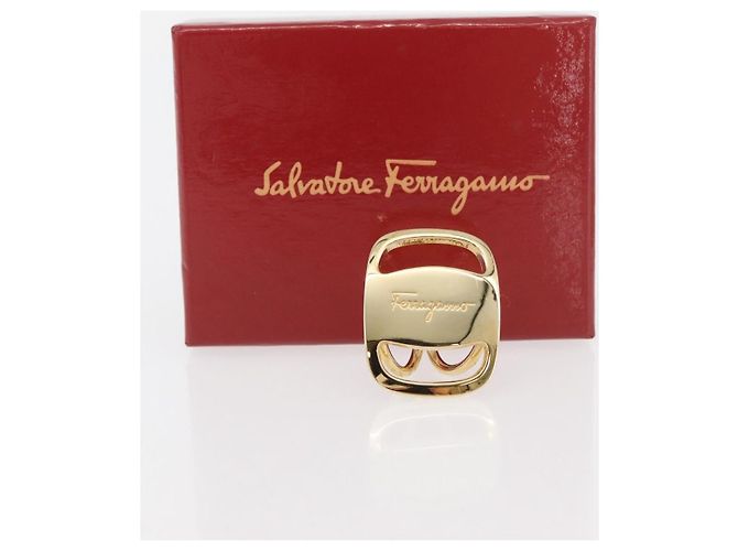 Anello Vala in metallo dorato Salvatore Ferragamo Auth 174691A D'oro - vista 8